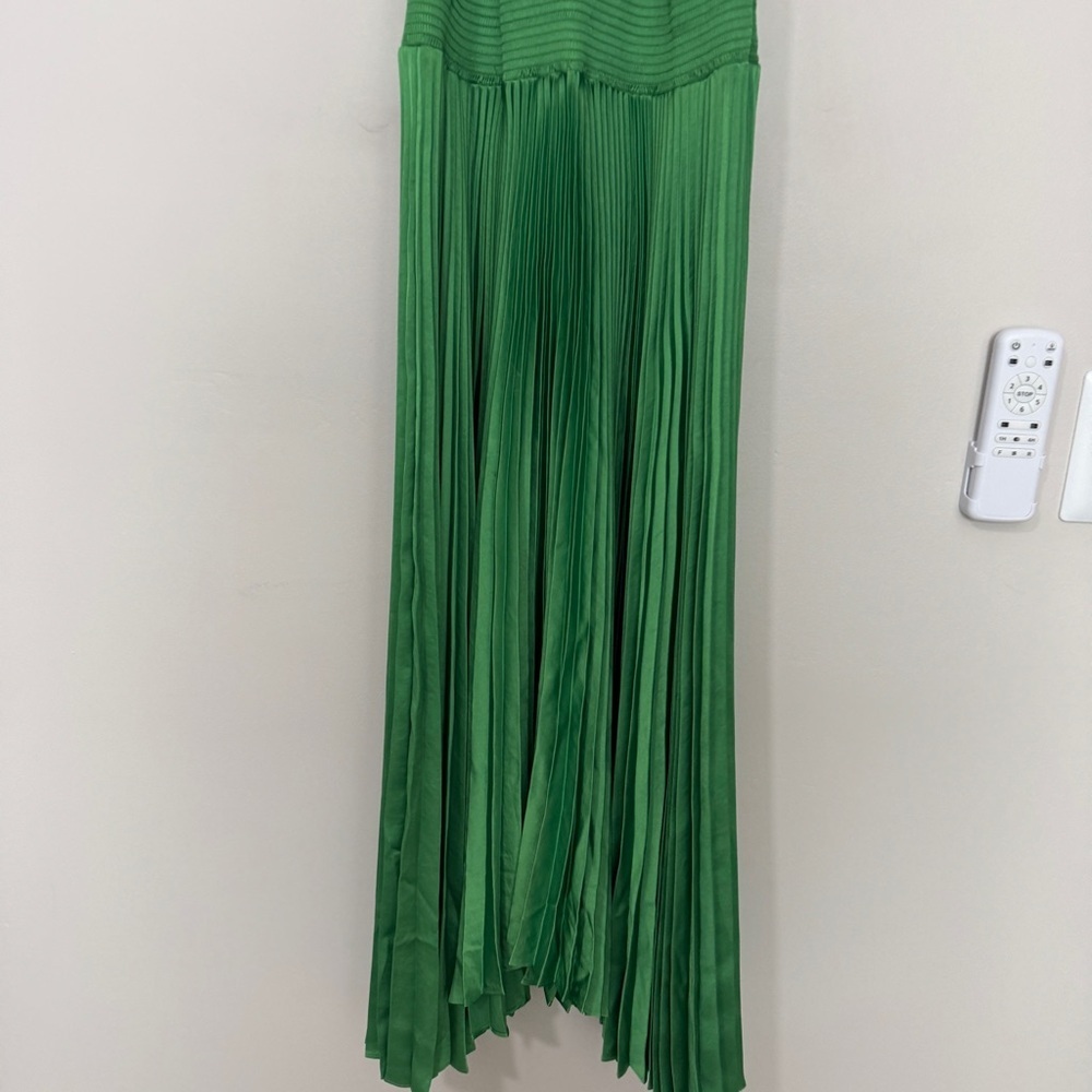 ALC Halter Neck Dress Size 8 Green Pleated - Picture 6 of 9